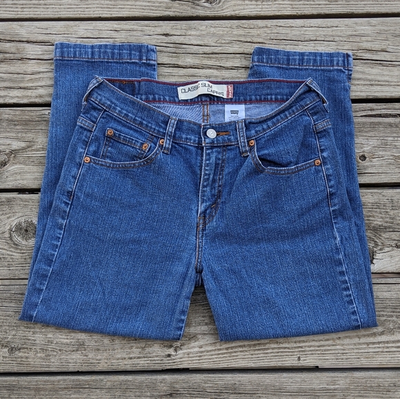 ⭐LEVI'S Vintage Orange Tab Cropped Jeans⭐ - Picture 3 of 3